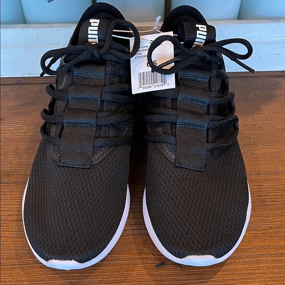 Puma Shoes - NWT Puma Women's Star Vital Black Athletic Shoes with White Sole